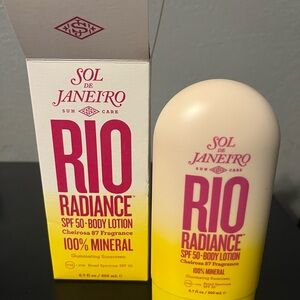 Sol de Janeiro Rio Radiance SPF 50 Lotion with Yellow and White Design